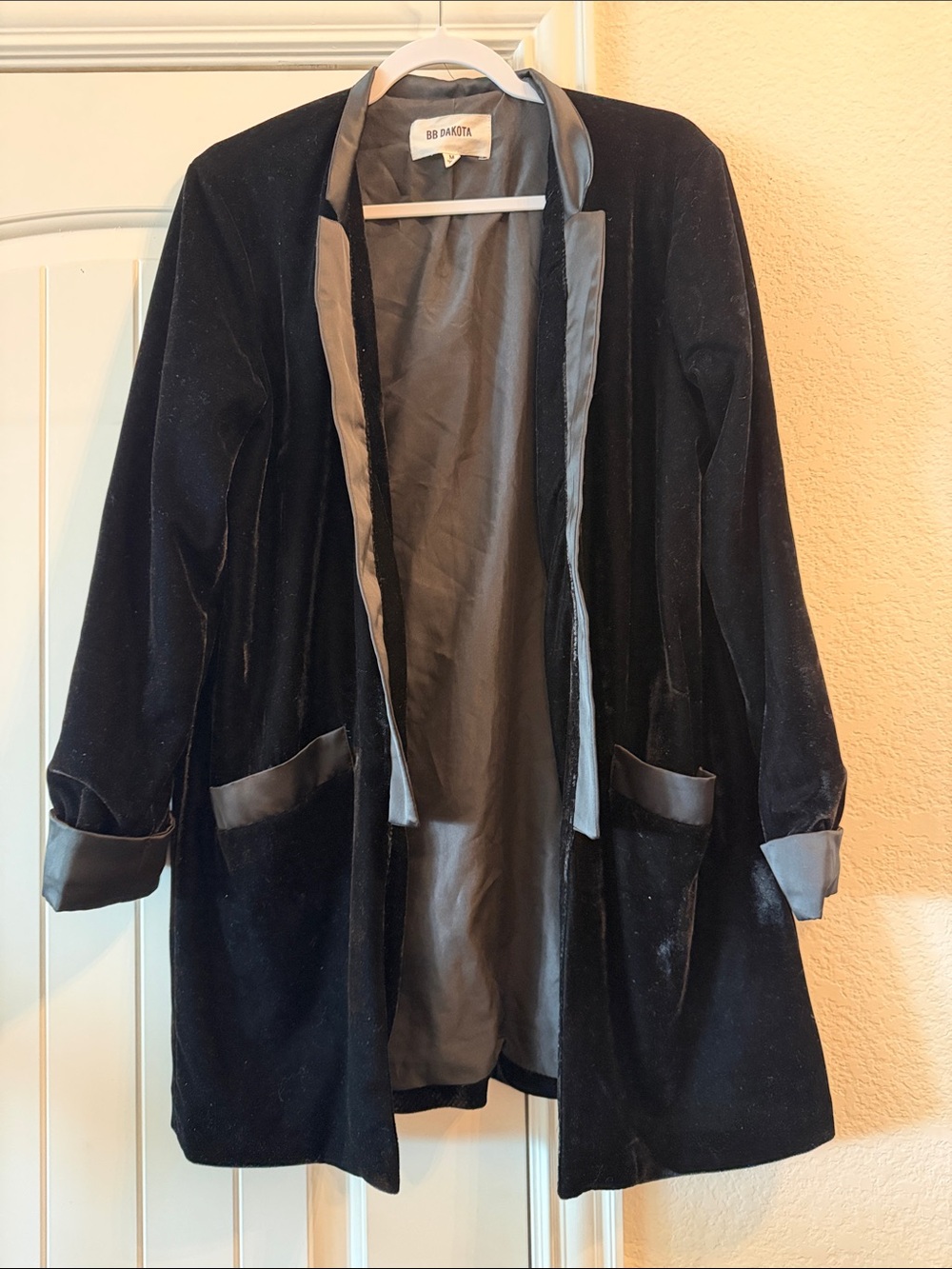 BB Dakota Black Velvet w/ Silk Detail Open-Front Oversized Blazer, Sz M